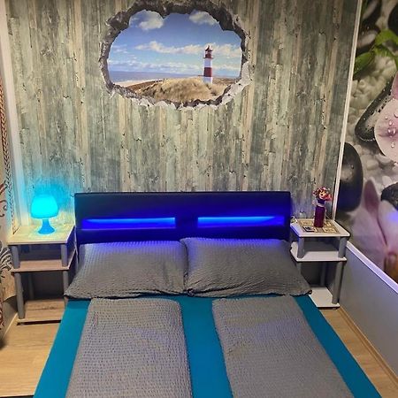 Hipokratios 3 Zimmer Mit Gemeinschaft Wc Fürth Exterior foto